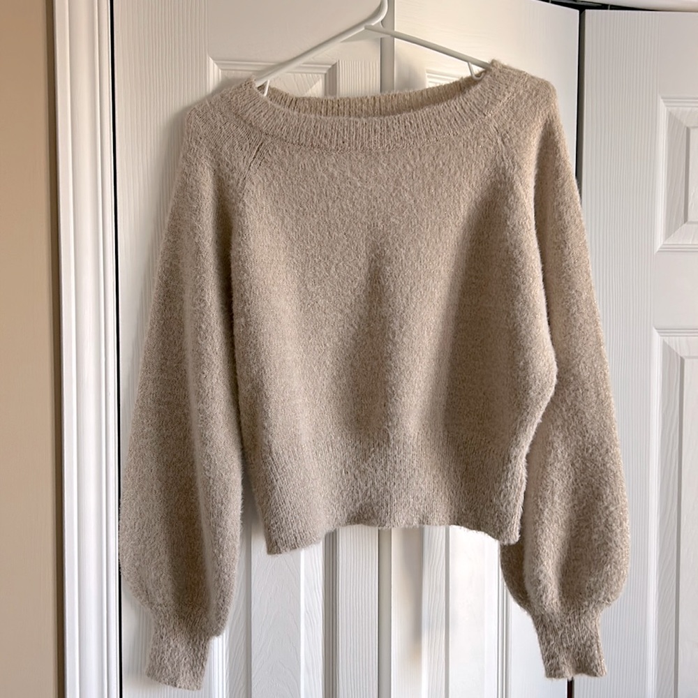 Women’s cropped sweater